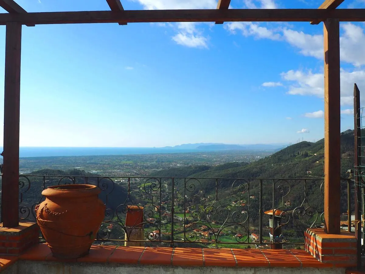 Dulcis In Borgo Bed & Breakfast Santa Lucia  Italy